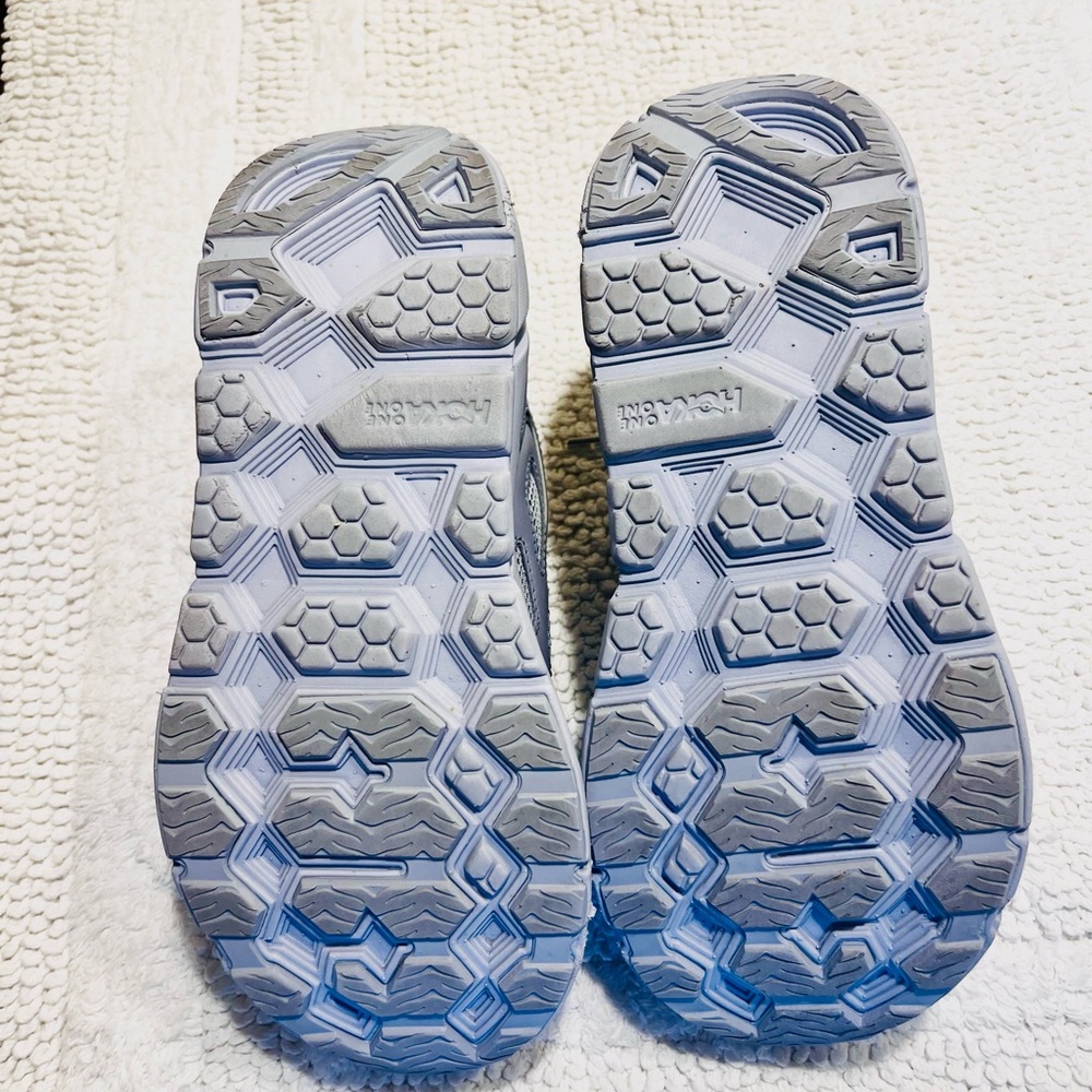HOKA Clifton L in Ether/Mirage - Picture 7 of 9